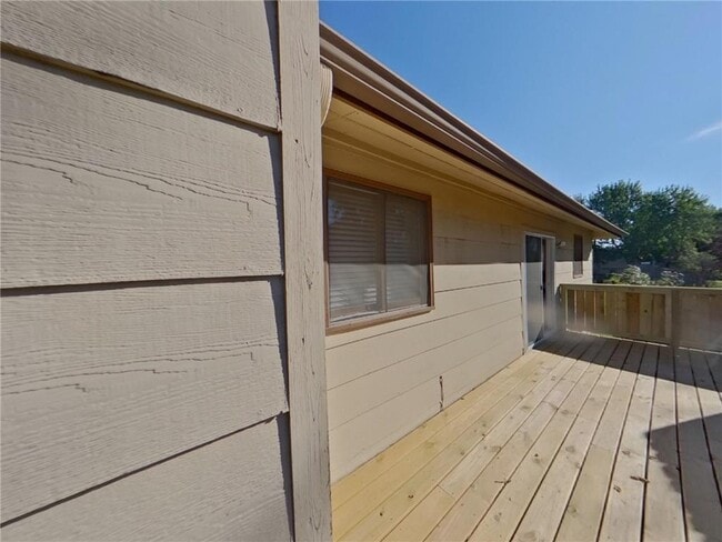 Building Photo - 14030 Candlewood Ln NE
