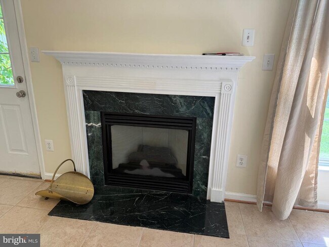Building Photo - 20914 Rosebay Pl