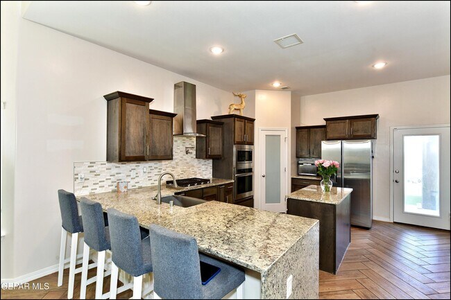 Building Photo - 2225 Tierra Delmonte Dr