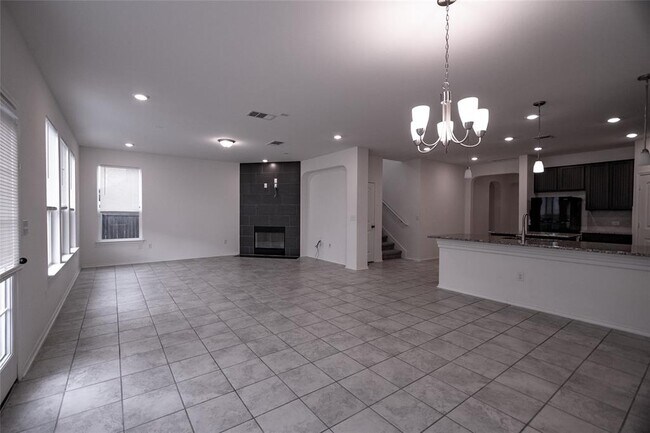 Building Photo - 6408 Carriage Pines Dr