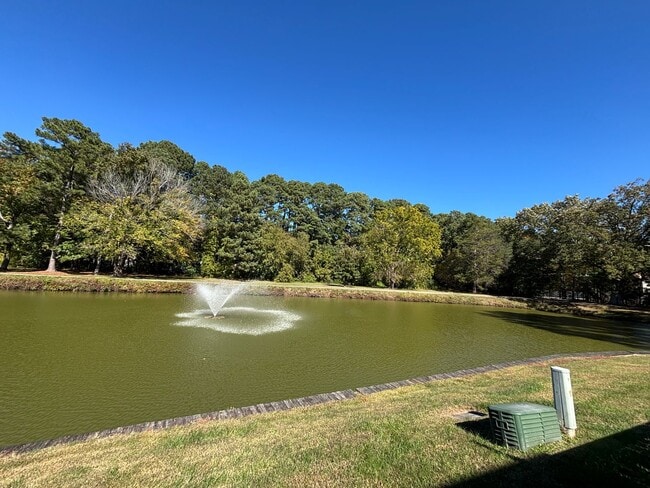 Building Photo - 119 Sterling Ct