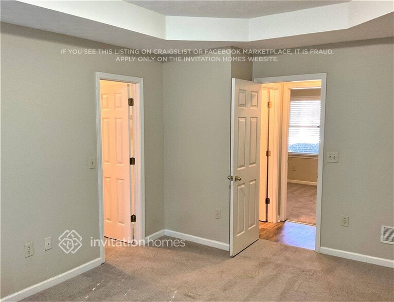 Building Photo - 825 Rambling Rose Ct NW