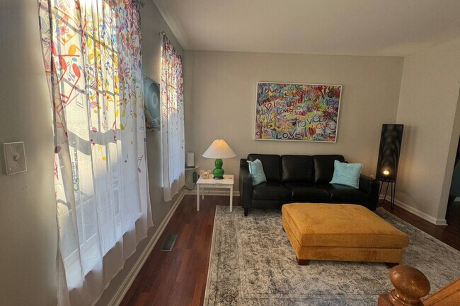 Building Photo - 9414 Grant Ave