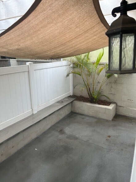 Patio off of master bedroom - 1534 Manhattan Beach Blvd