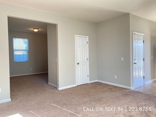Building Photo - 609 Abingdon Ln