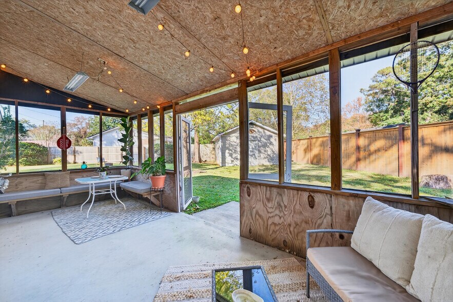 Building Photo - 332 Pageland Rd