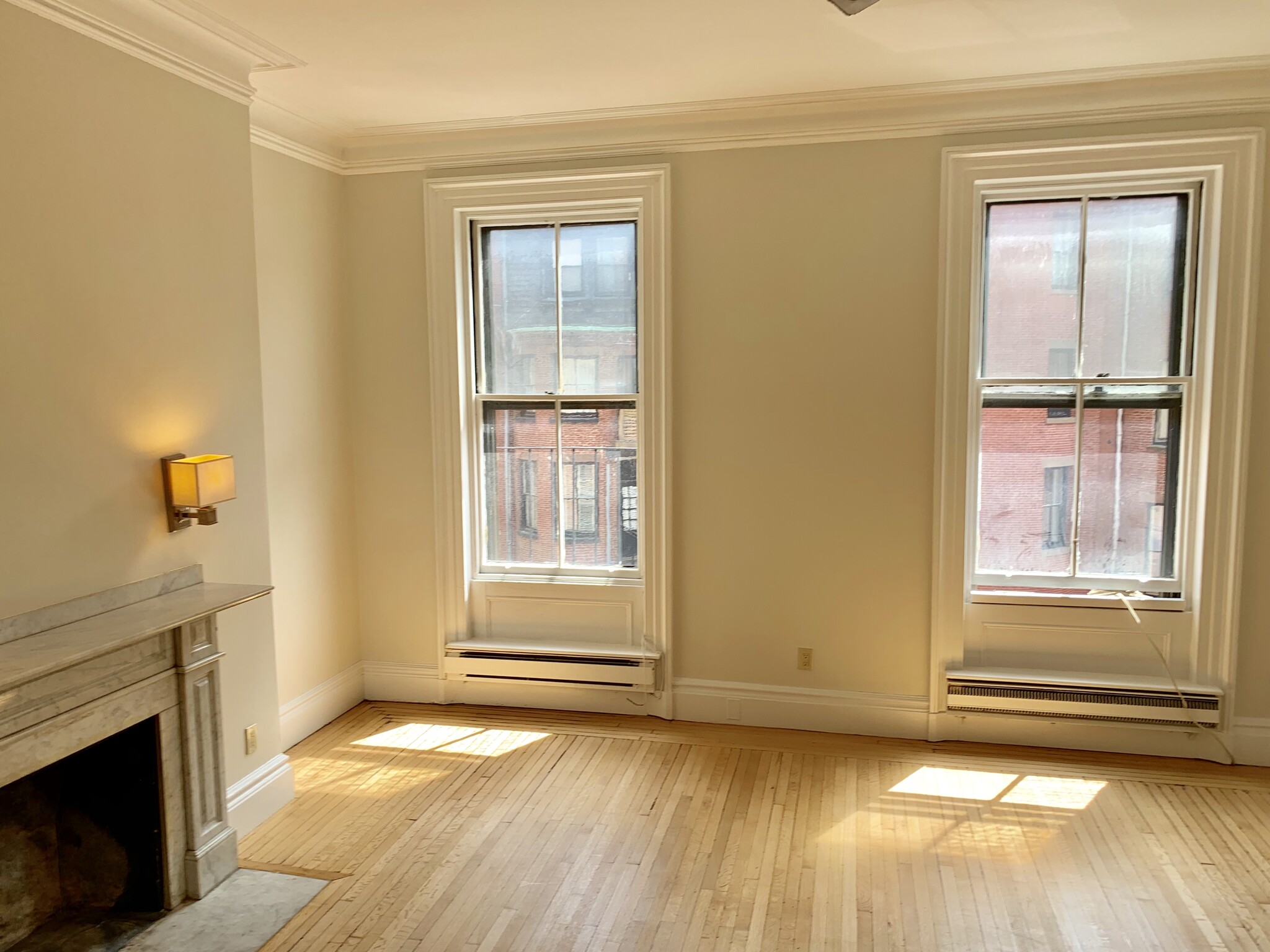 Building Photo - 265 Beacon St