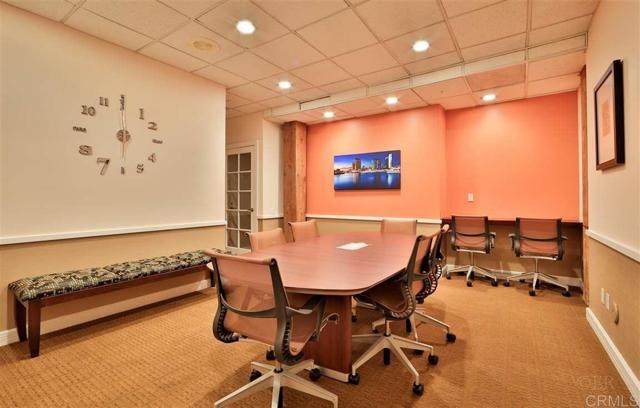 Building Photo - 500 W Harbor Dr