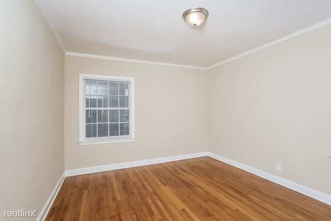 Building Photo - 3 br, 2 bath House - 1747 CASCADE Terrace