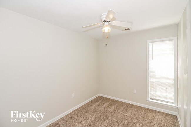 Building Photo - 7134 Markim Dr