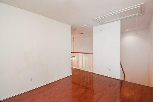 Building Photo - 13646 Garden Grove Ct