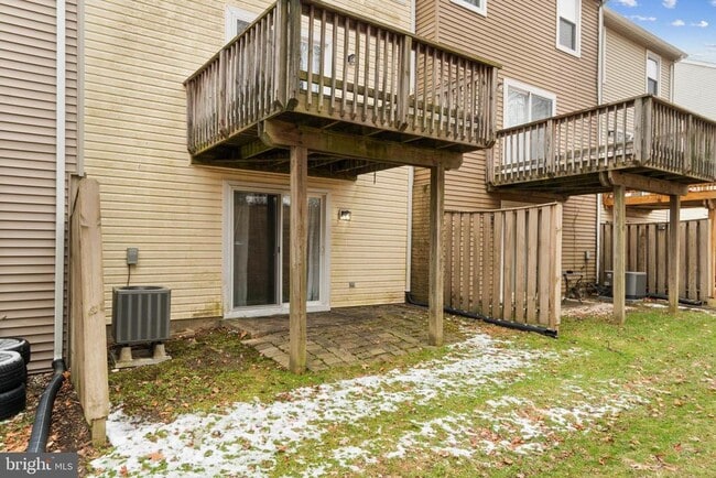 Building Photo - 6096 Majors Ln