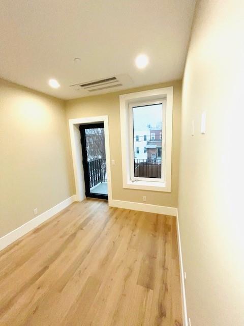 Building Photo - 291 18th St