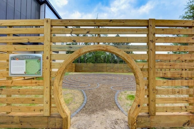 Building Photo - 13102 Honey Suckle Ridge Ln