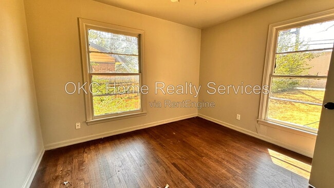 Building Photo - 6413 N Ross Ave