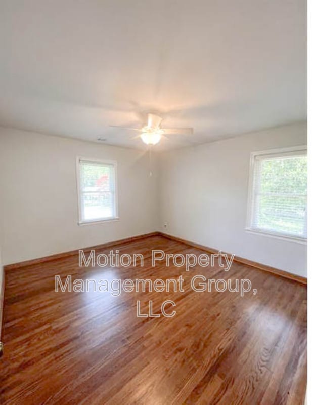 Building Photo - 2189 Clearwater Dr SE