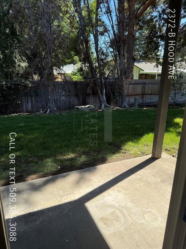 Building Photo - 2372 Hood Ave