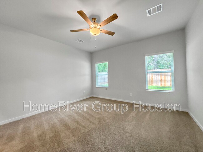 Building Photo - 21519 George Wayne Wy