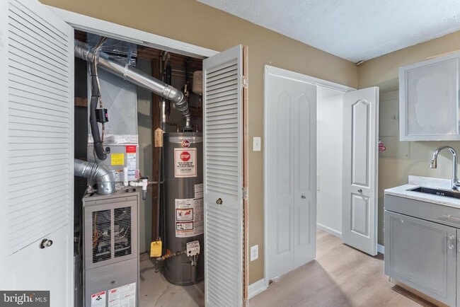 Building Photo - 2503 Lemontree Terrace