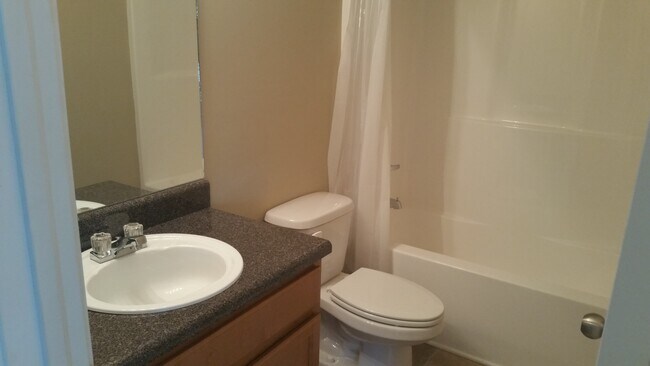 Building Photo - Coming Soon (2/24/26) Amazing 5 Bedroom Home for Lease