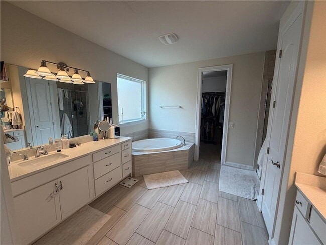 Building Photo - 8709 Moccasin Path