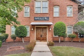 Building Photo - 3371 Dogwood Dr