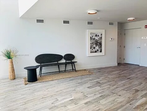 Building Photo - 1133 102nd St