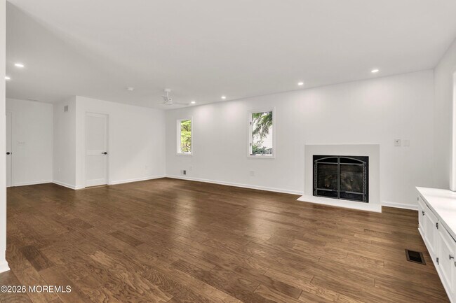 Building Photo - 14 Copperfield Ct