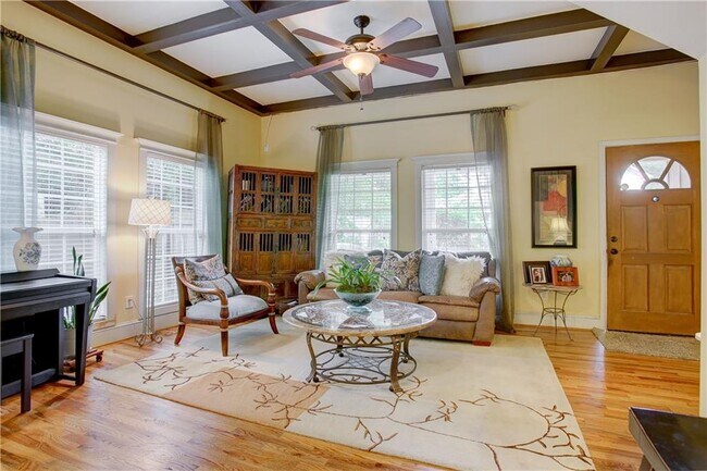 Building Photo - 1449 McPherson Ave SE