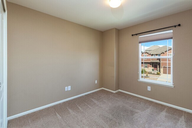Building Photo - Single Family Home for Rent in the Northgate Area
