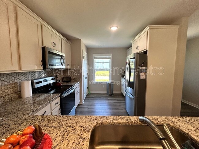 Building Photo - 2157 Kennington Pkwy N