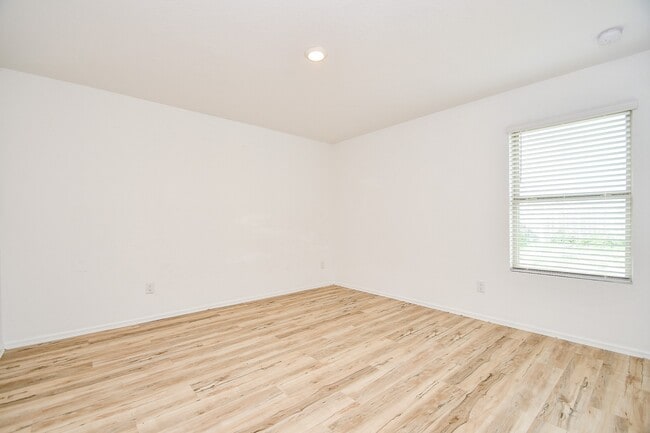 Building Photo - 24234 High Country Dr