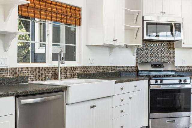 Building Photo - 835 Barsby St