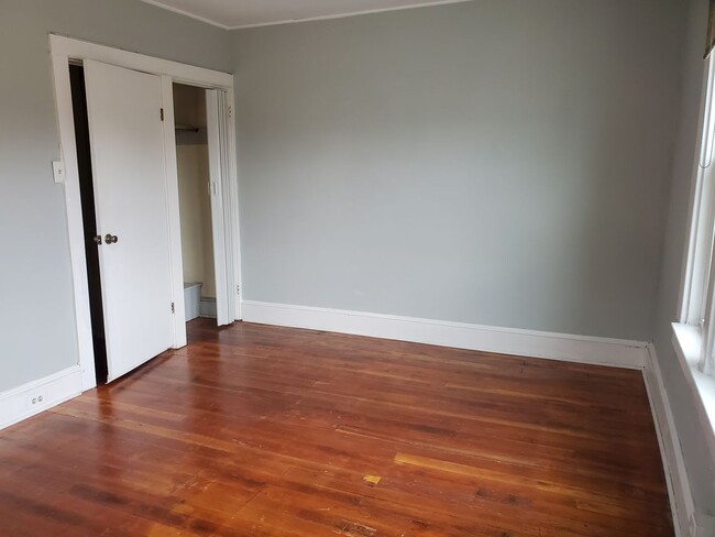 Building Photo - 3 Bedroom, 1 Bath in Manheim Township Scho...