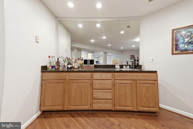 Building Photo - 47656 Pennrun Way