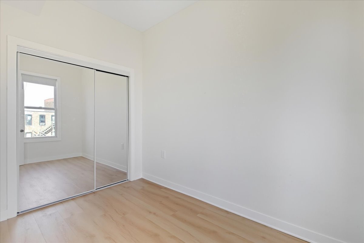 Building Photo - 1316 W Ohio St