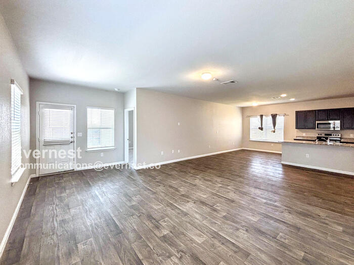 Building Photo - 218 Independence Ave