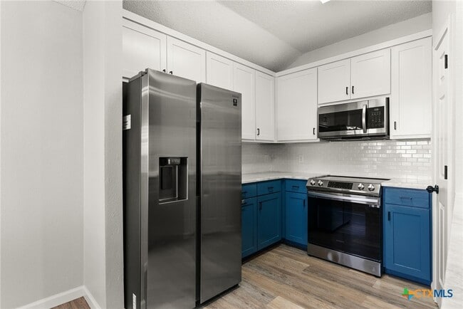 Building Photo - 5206 Morning Glen Ln