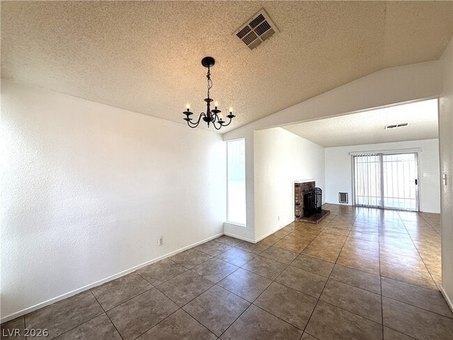 Building Photo - 2220 La Sombra St