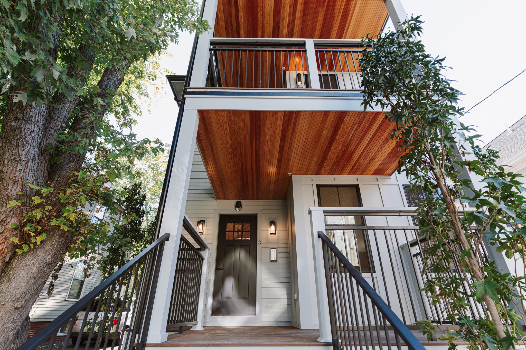 Building Photo - 5 Thurston St