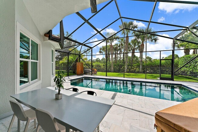 Building Photo - 236 Carina Dr