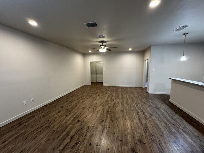Building Photo - 2613 135th St