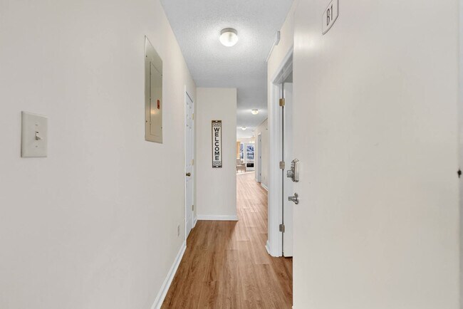 Building Photo - 217 Double Eagle Dr