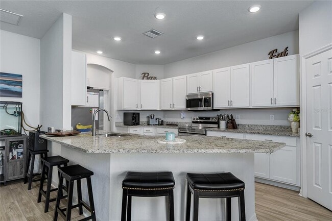 Building Photo - 16129 67th Ct E