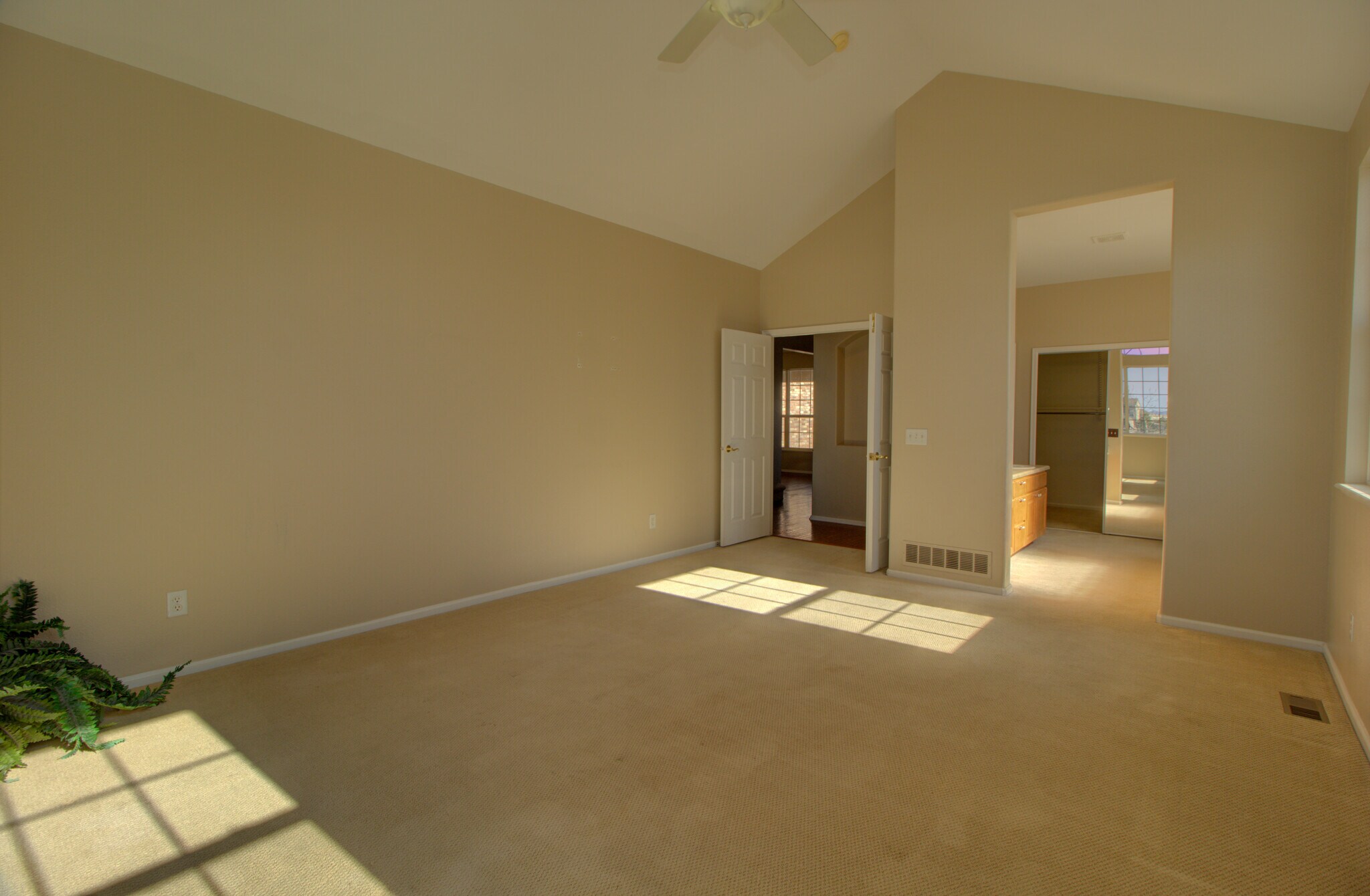 Building Photo - 9202 Royal Melbourne Cir
