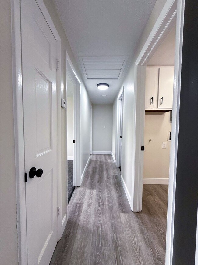 Building Photo - Beautifully Renovated 3BR Home in Blacklick Estates w/ Bonus Room, Huge Backyard & Garage