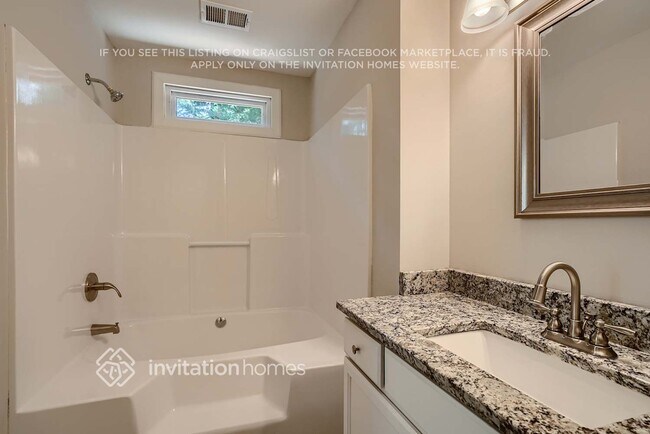 Building Photo - 7470 Hunters Ridge Dr