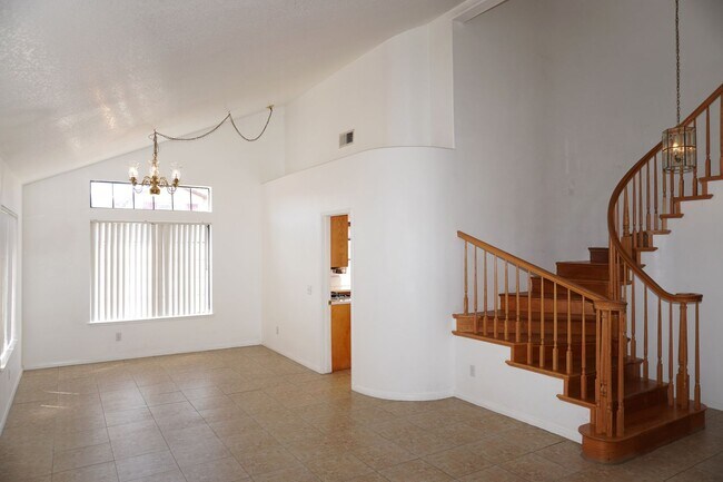 Building Photo - 25955 La Barca Rd