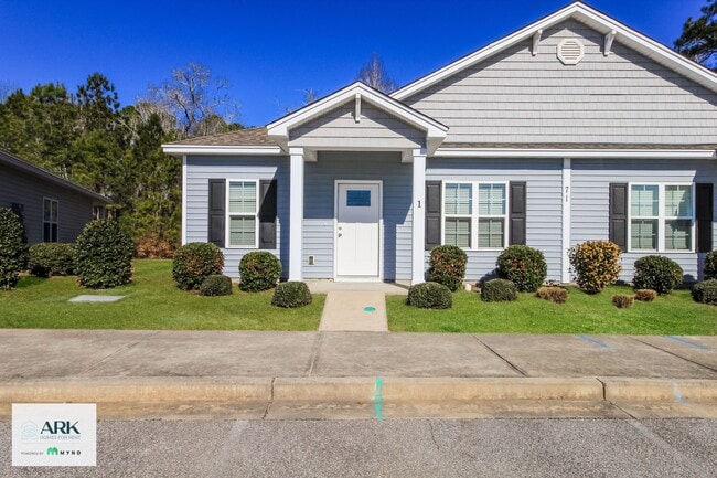 Building Photo - 71 Highland Forest Cir