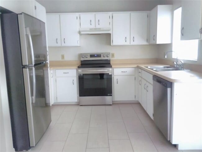 Building Photo - 330 Chestnut Ave